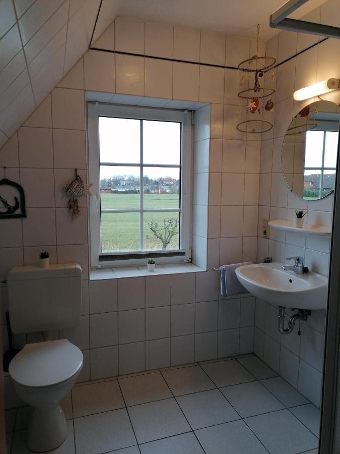 Ferienhaus Poseidon Neuharlingersiel Luaran gambar