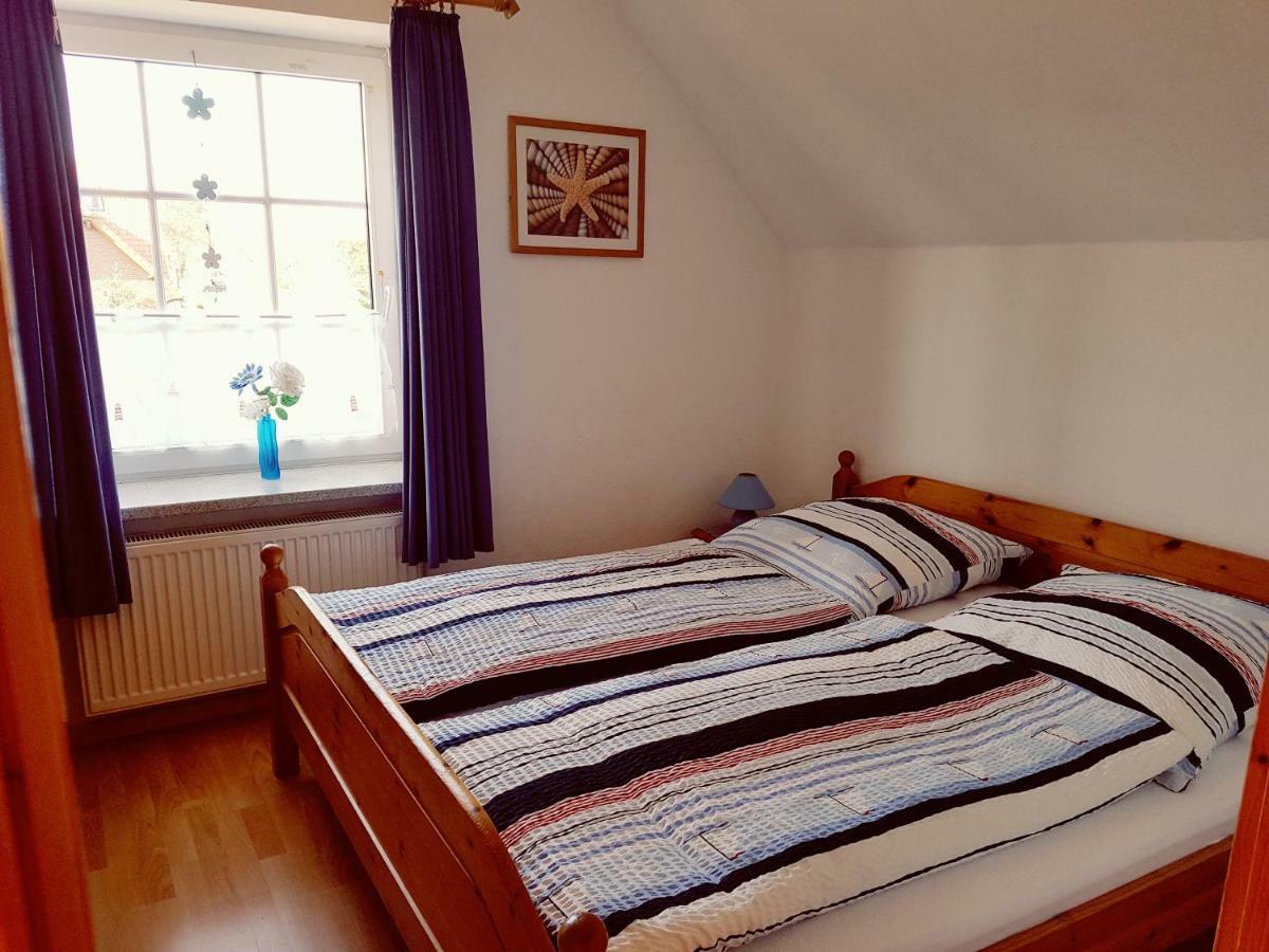 Ferienhaus Poseidon Neuharlingersiel Luaran gambar